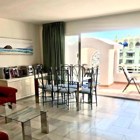 Apartamento En Puerto Marina B32 Benalmádena Esterno foto